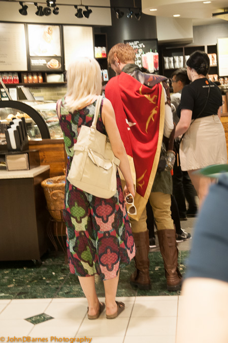 Vancouver: Canada Place food crout